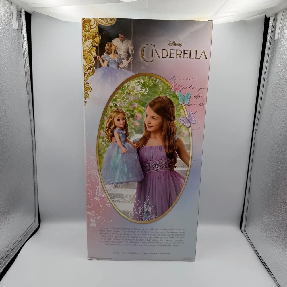 Disney Cinderella Live Action 18 Inch Doll 2015 NIB New In Box Lily James